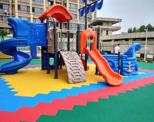 HME Zmodyfikowane TPE Wnętrza sportowe na świeżym powietrzu Gumowa podłoga elastyczna PPE TPE