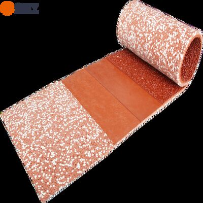 Fabrycznie wytrzymany półfabrykowany tor biegowy, certyfikowany przez IAAF do szybkiej profesjonalnej instalacji.